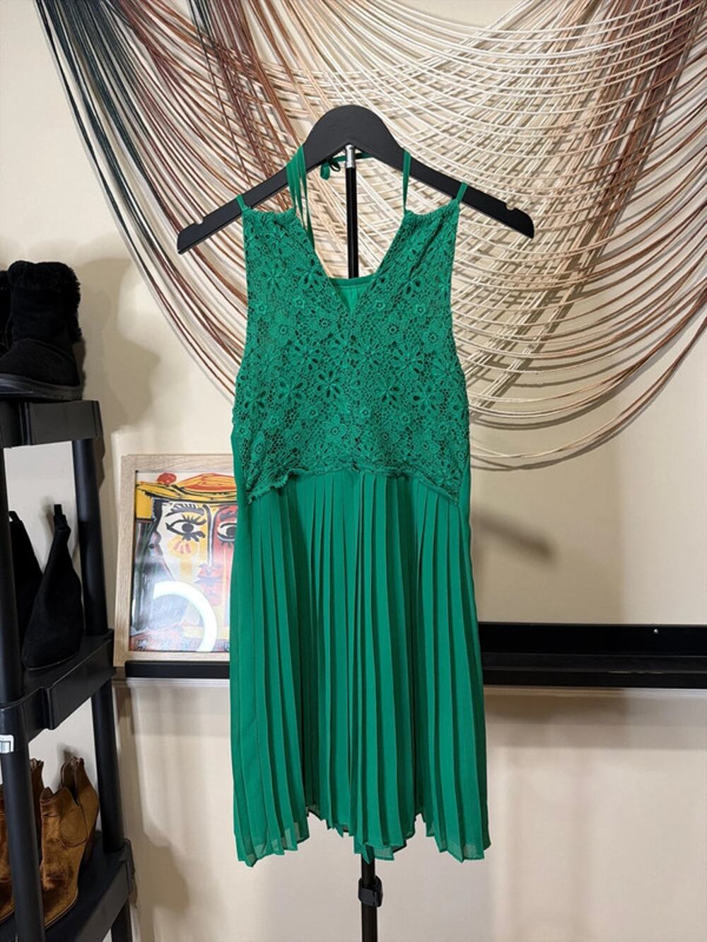 Greylin XS Kelly Green pleated crochet dress EUC 2522
